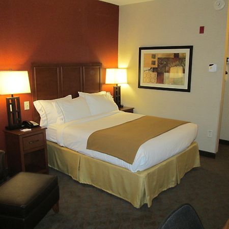 Holiday Inn Express & Suites Paducah West By Ihg Esterno foto