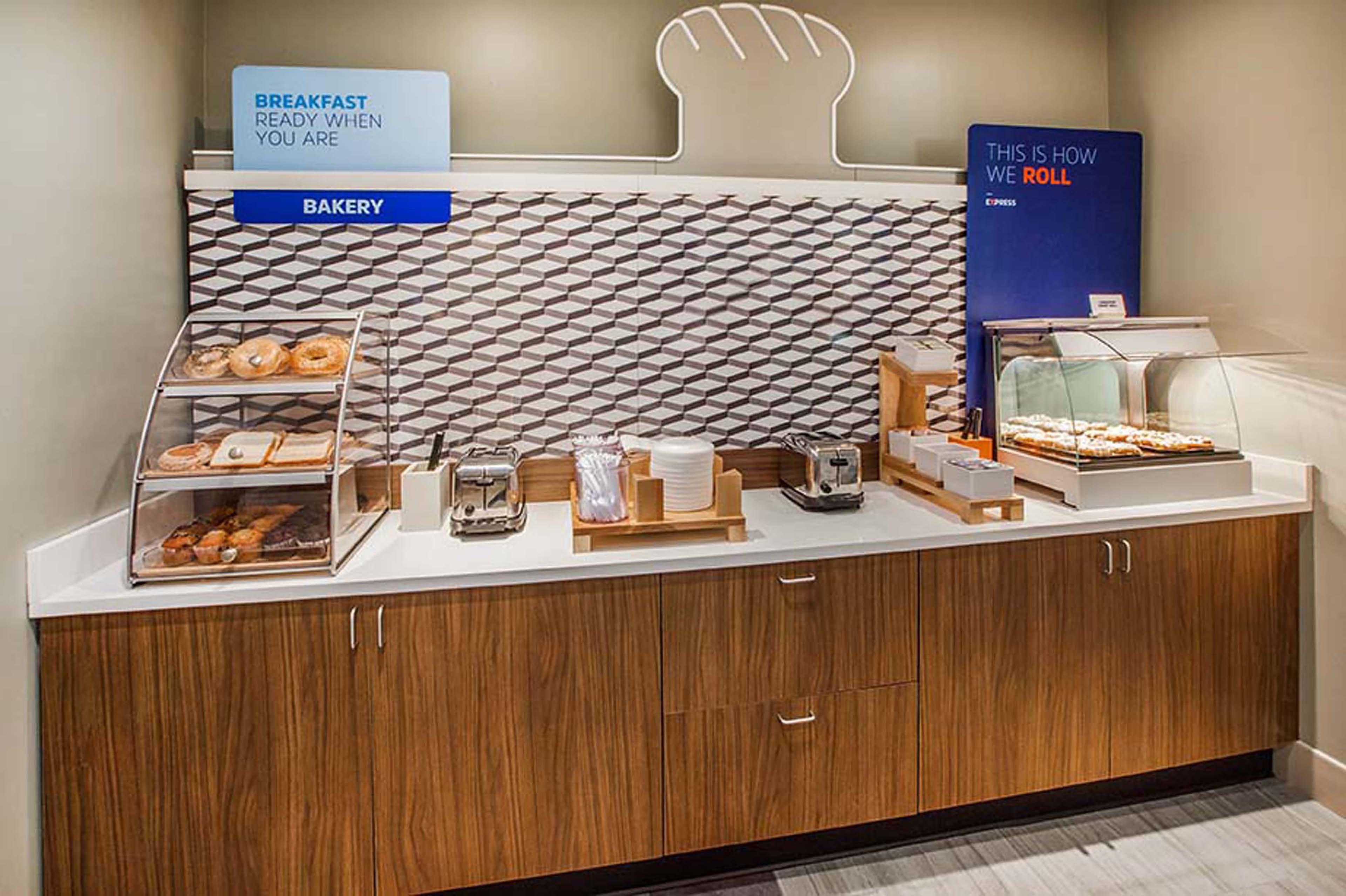 Holiday Inn Express & Suites Paducah West By Ihg Esterno foto